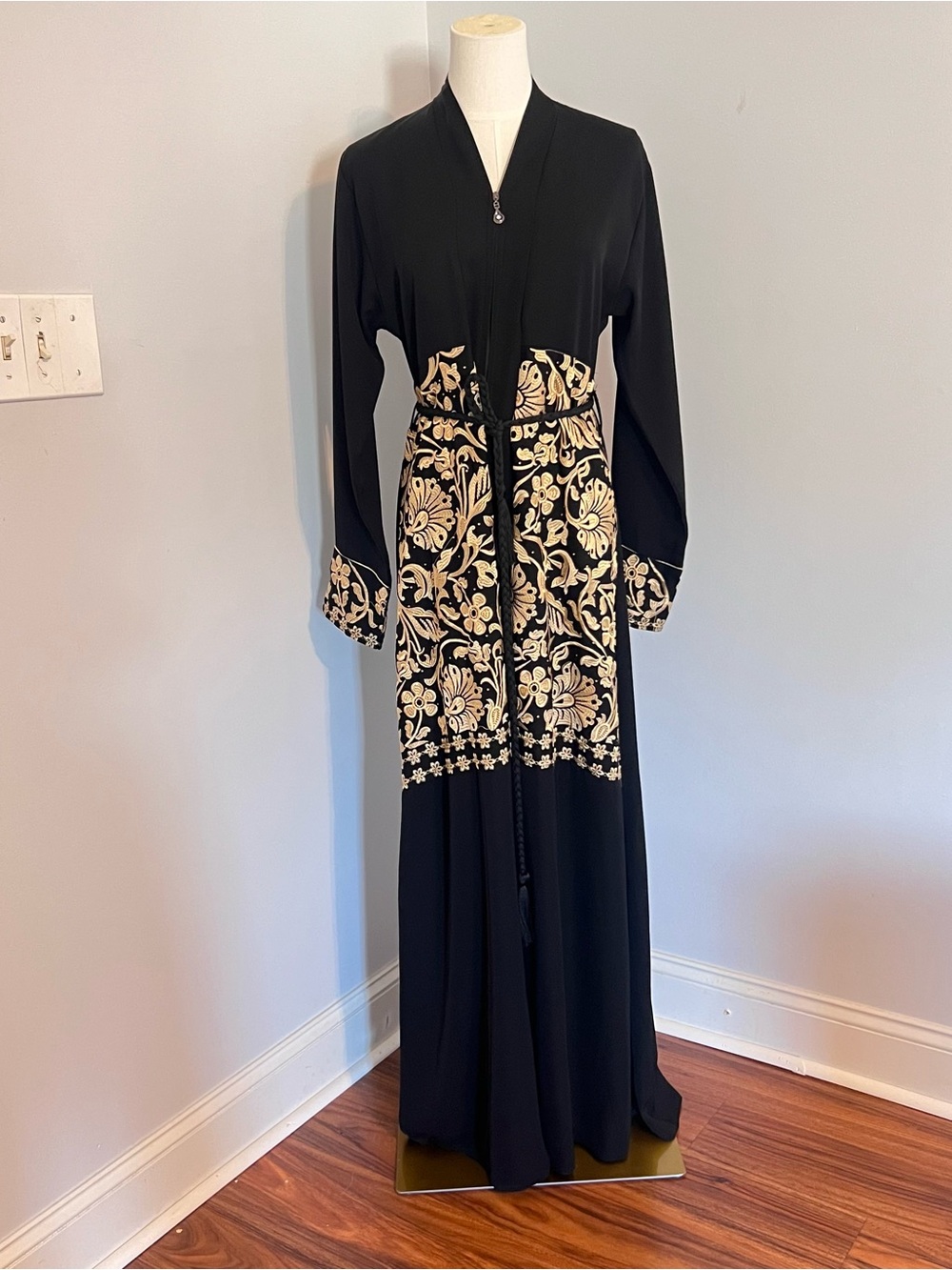 Modest Zippered Gold Print Embroidered Abaya